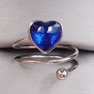 925 Sterling Silver Blue Heart Spiral Wrap Ring
